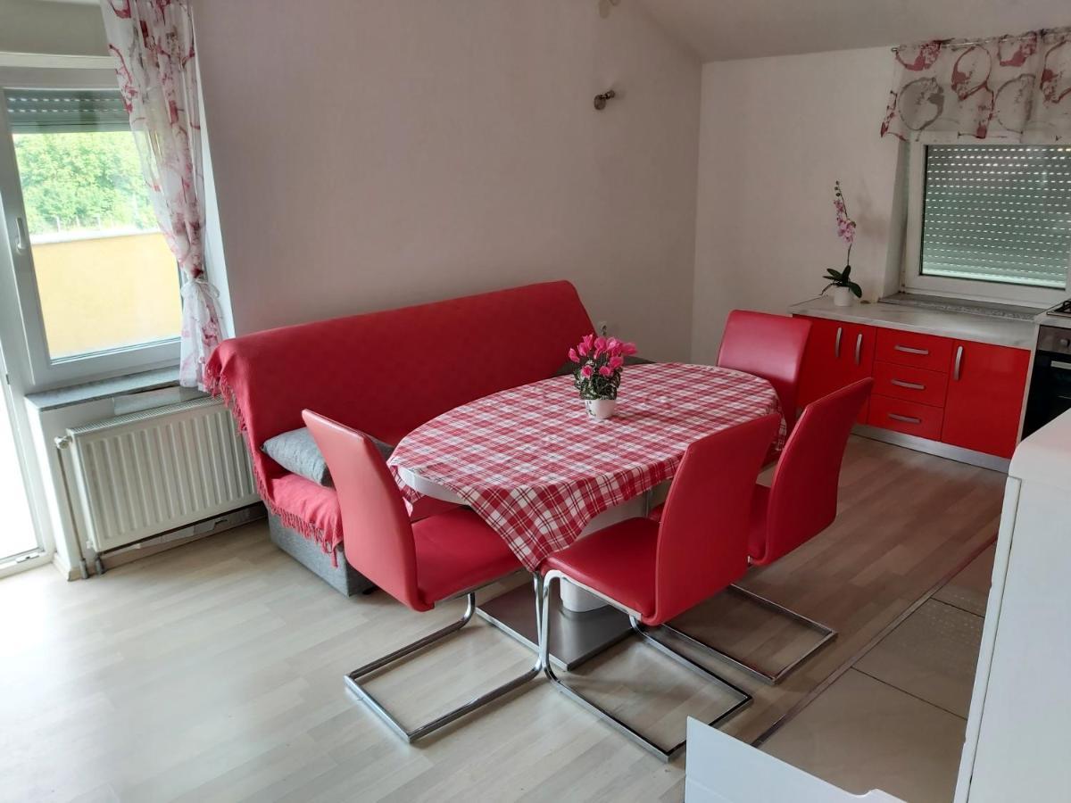 Apartments Krapec3 Jezdovec Eksteriør billede